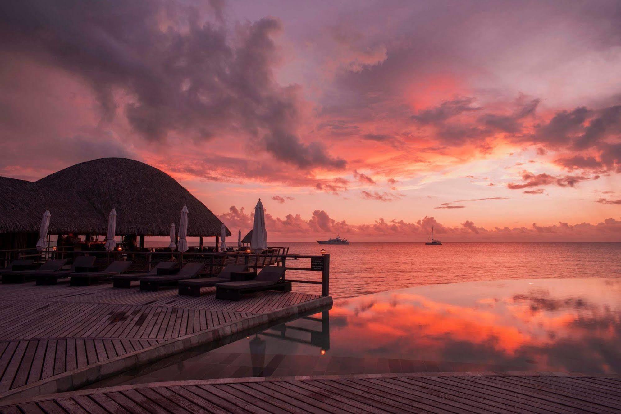Hotel Kia Ora Resort & Spa Avatoru Dış mekan fotoğraf